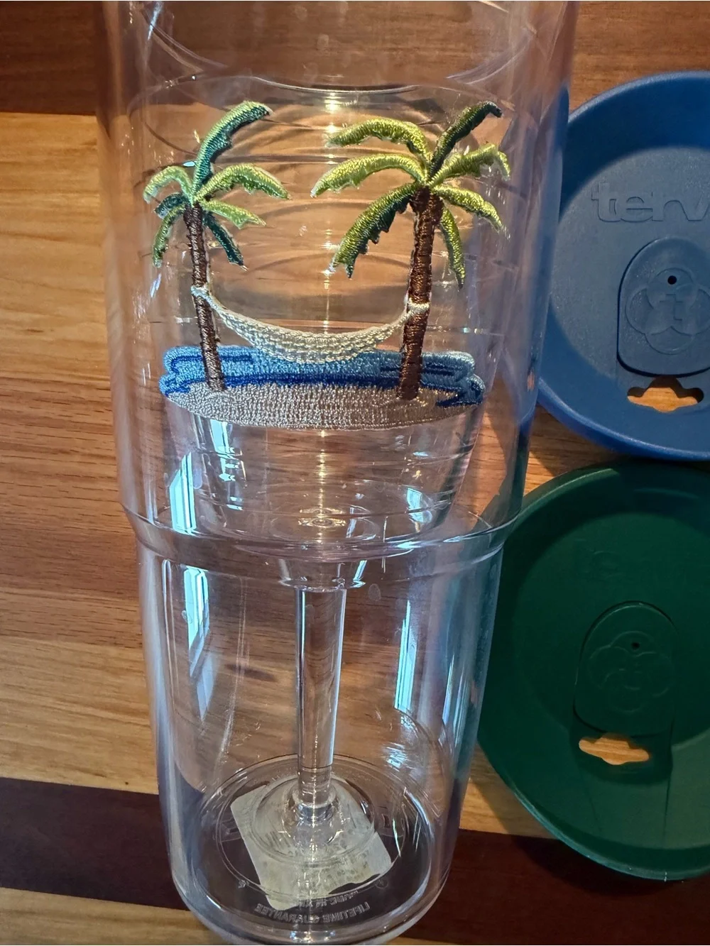 Tervis Clear Wine Tumbler with Palm Hammock Embroidery and Blue & Green Lids NEW
